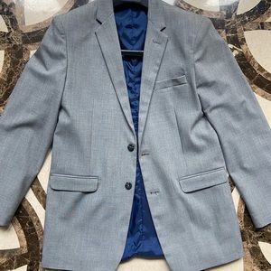 Izod suit set. Light grey.